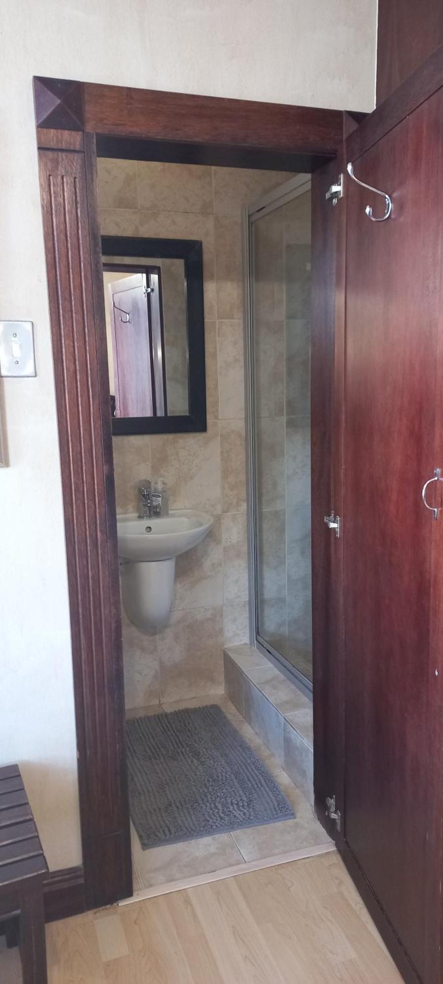 The Wooden Leg Guesthouse Kleinmond Εξωτερικό φωτογραφία