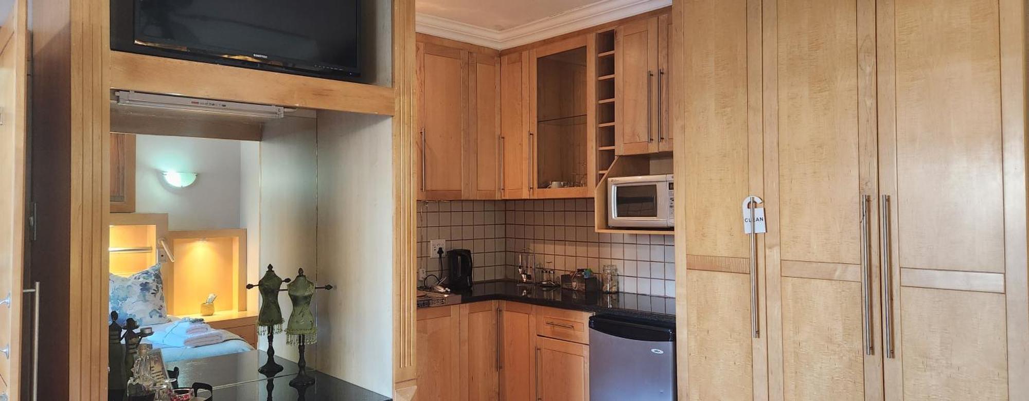 The Wooden Leg Guesthouse Kleinmond Εξωτερικό φωτογραφία